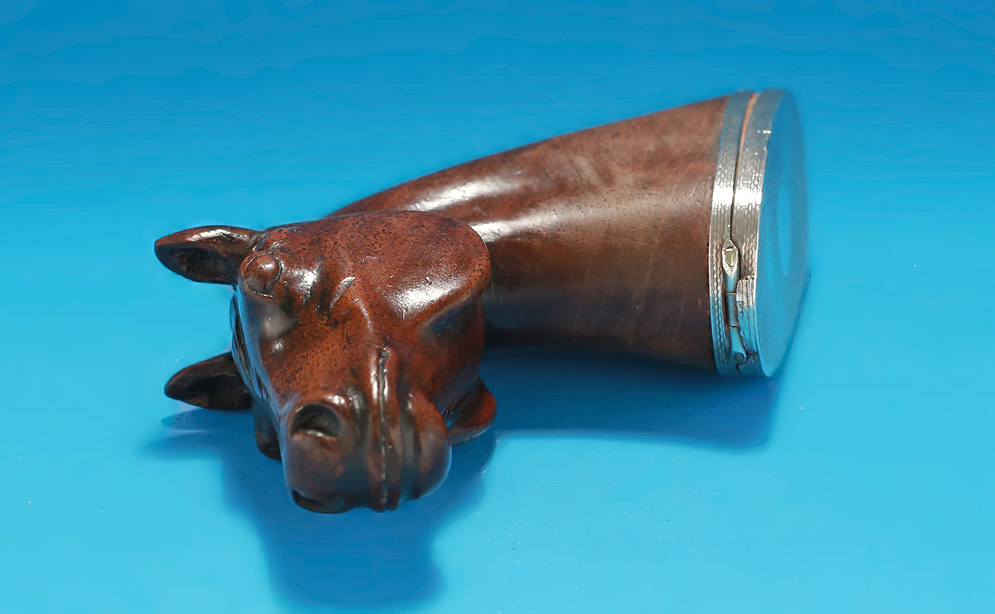 Fine Carved & Silver-Mounted Mahogany Horse-head Snuff Box, mid 19c, showing silver lid hinge