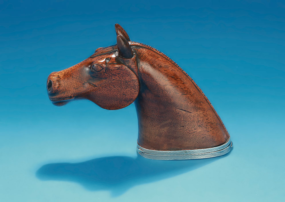 Fine Carved & Silver-Mounted Mahogany Horse-head Snuff Box, mid 19c, profile 2
