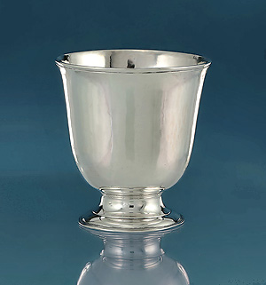 Early George II Silver Tot Cup, William Paradise, London, 1732 