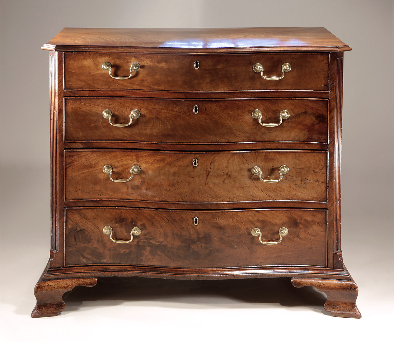 Fine_Early_George_III_Mahogany_Serpentine_Chest_c1760_front