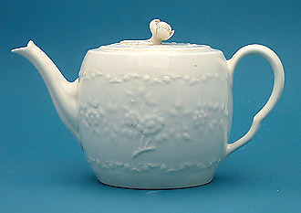 First Periow Worcester White-Glazed Porcelain Teapit, c1758-60