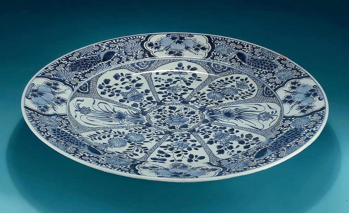 Kangxi Blue & White Porcelain Peacocks Large Dish (Charger), China, c1662-1722 