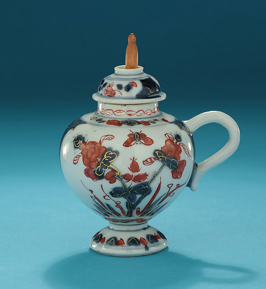 Kangxi Chinese Imari Mustard Pot and Pierced Cover In the Western Form, China, c1662-1722