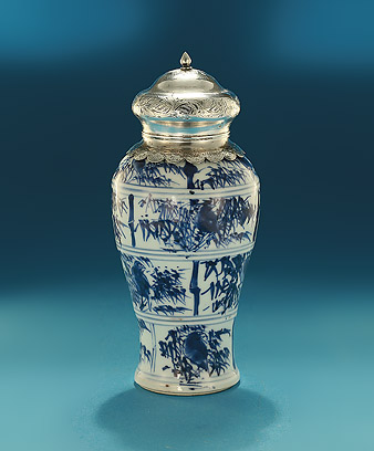 Kangxi Blue & White Silver-Mounted Porcelain Tea Caddy, China, c1700 