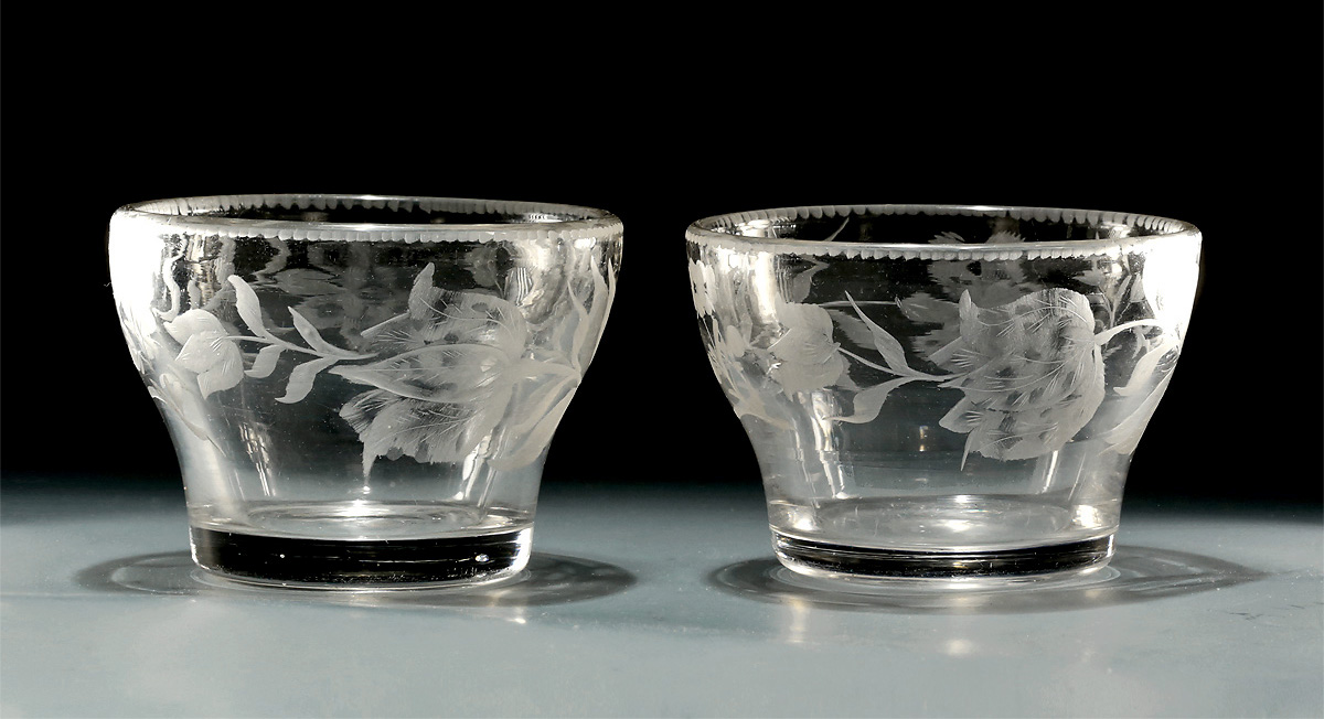 Rare Pair of George II Jacobite Interest Water or Finger Bowls, England, c1745-50 , with Tulip Issuing Further Tulip