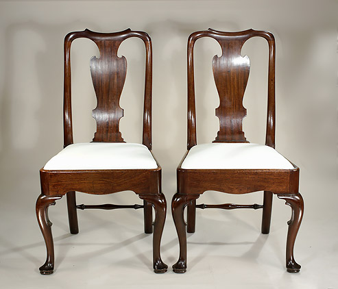 Pair George I / George I Cuban (Santo Domingan )Mahogany Side Chairs, 