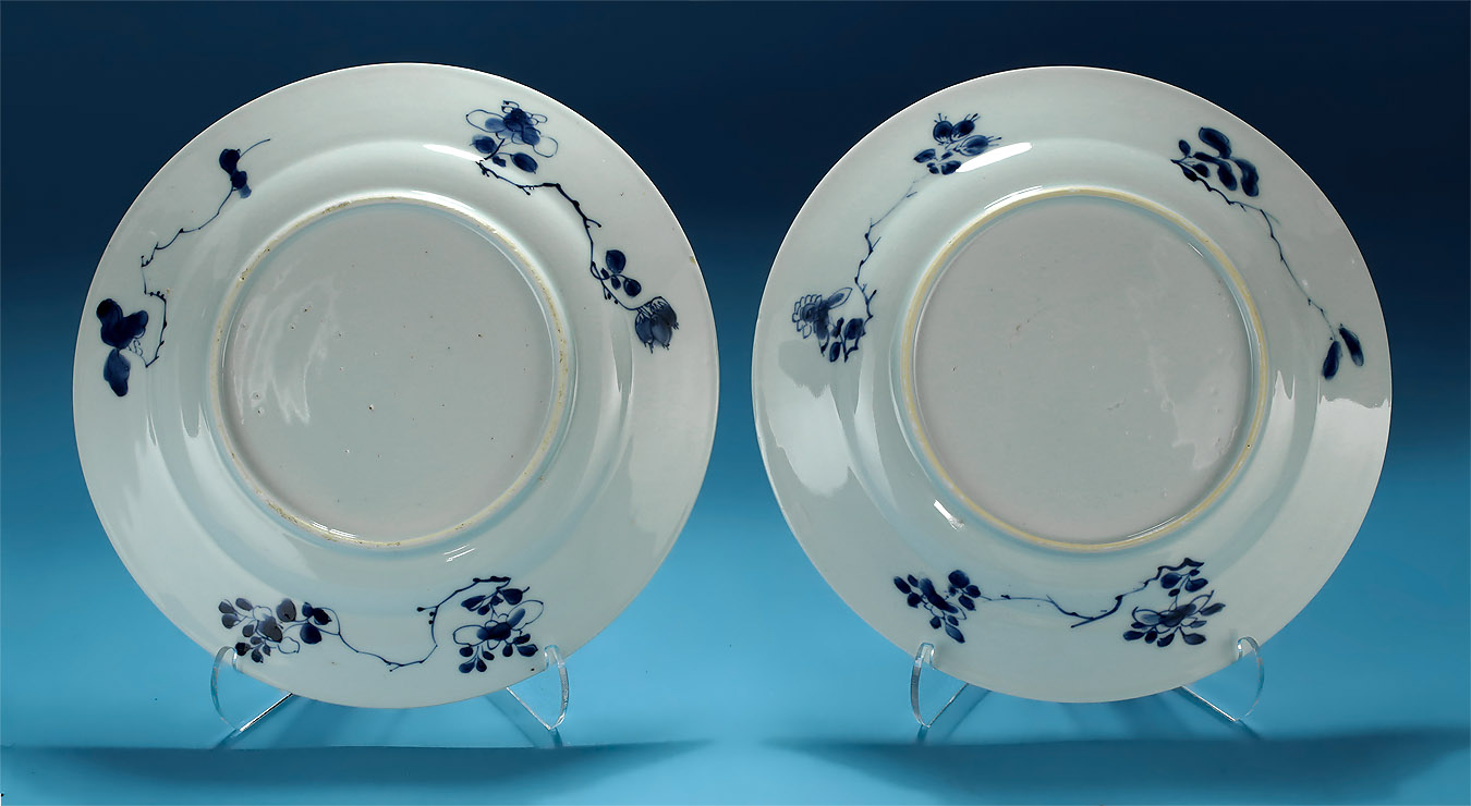 Pair Kangxi Blue & White Porcelain Plates, Dancing Boy, verso