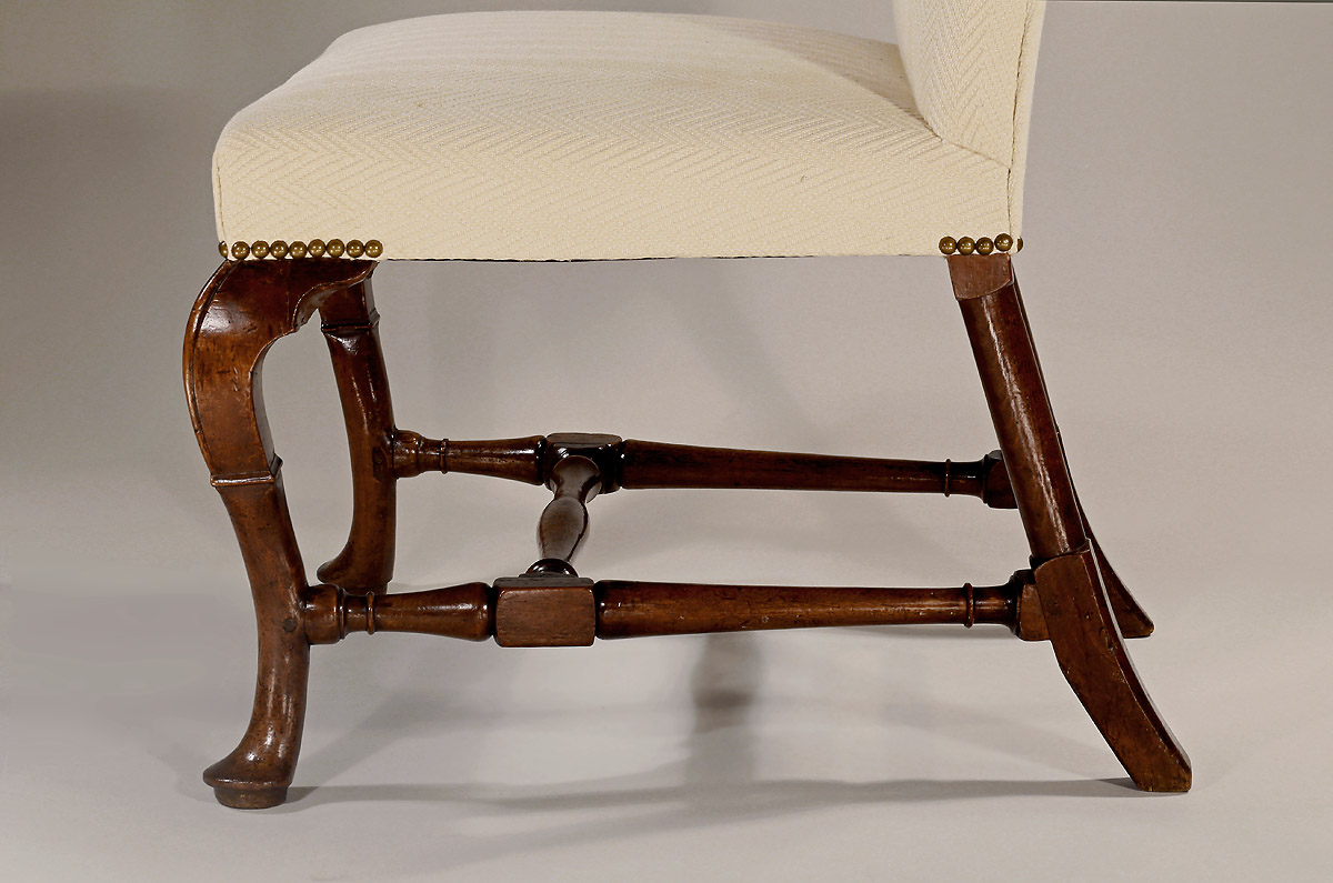 Good Pair of Queen Anne Walnut Upholstered Backstools, England, c1710 , leg detail