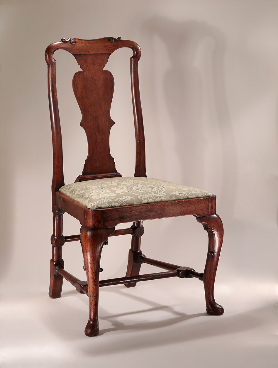 Queen Anne / George I Carved Walnut Sidechair, the Crestrail with Chinese Influences, England, c1710-20