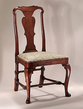 Queen Anne / George I Carved Walnut Side Chair, Chinese Influences to Crestrail, c1710-20 