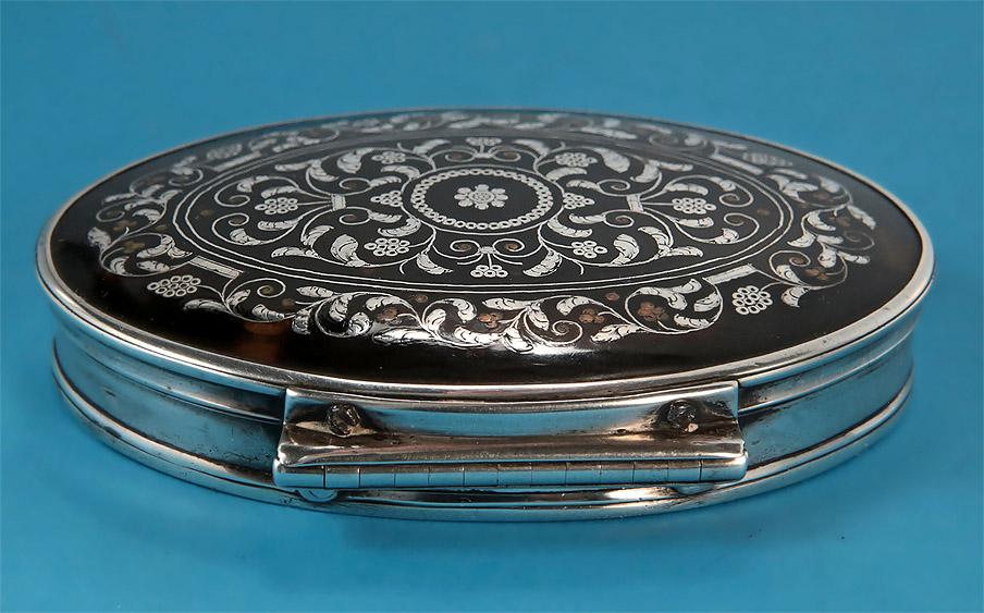 Queen Anne Tortoiseshell & Silver Pique Snuff Box, c1708, hinge