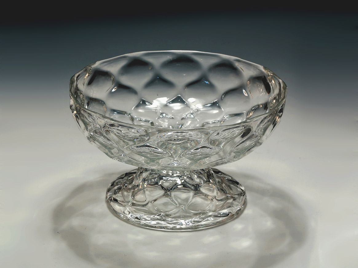 Scarce George II Honeycomb Moulded Footed Bowl, 6.25" Diameter, England, c1730 